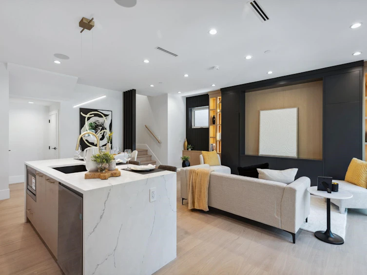 1-2244 E 11th Avenue, Vancouver, BC, V5N 1Z6 - 8