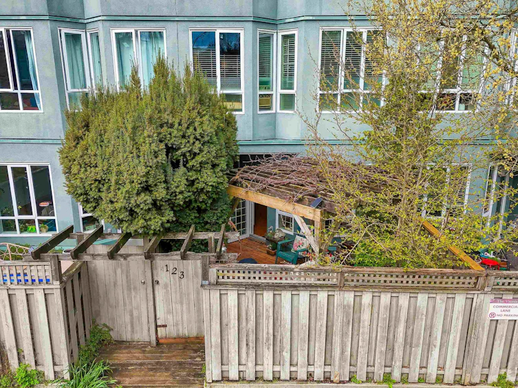 123-3440 W Broadway, Vancouver, BC, V6R 4R2 - 18