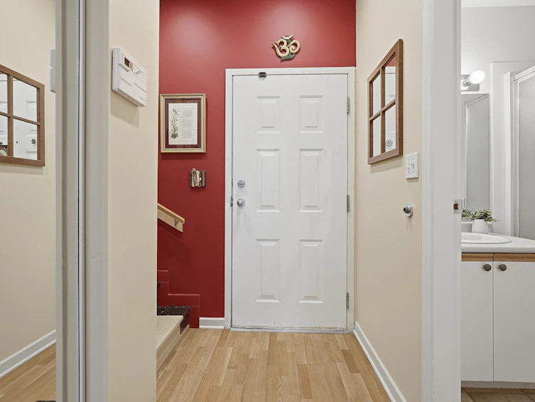 123-3440 W Broadway, Vancouver, BC, V6R 4R2 - 3