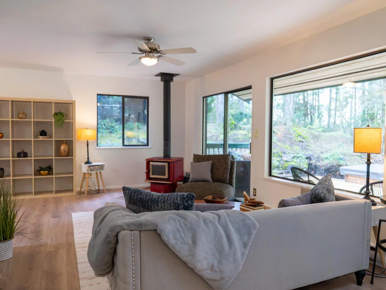 37150 Schooner Way, Pender Island, BC, V0N 2M2 - 4