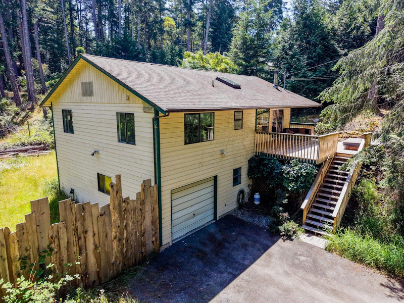 37150 Schooner Way, Pender Island BC V0N 2M0