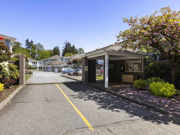 241-7156 121 Street, Surrey, BC, V3W 0J6 - 2