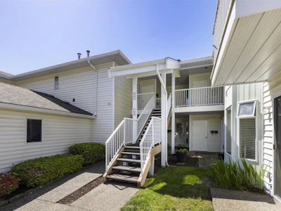 241-7156 121 Street - 4