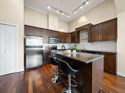 415-2628 Maple Street - 2