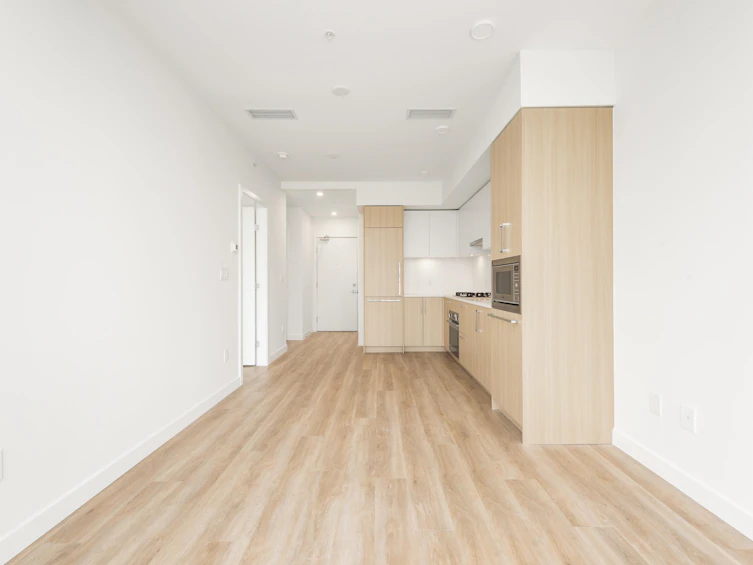 413-9675 King George Boulevard, Surrey, BC, V3T 2V3 - 8