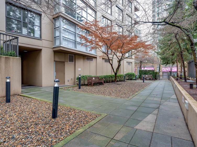 305-989 Beatty Street, Vancouver, BC, V6Z 3C2 - 23