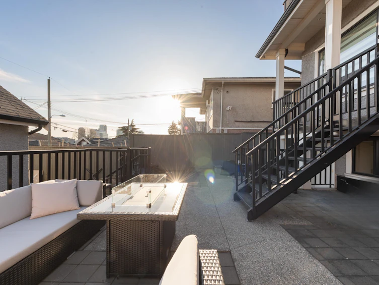 104 E 62 Avenue, Vancouver, BC, V5X 2E6 - 11