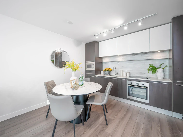 203-8031 Nunavut Lane, Vancouver, BC, V5X 0C9 - 6
