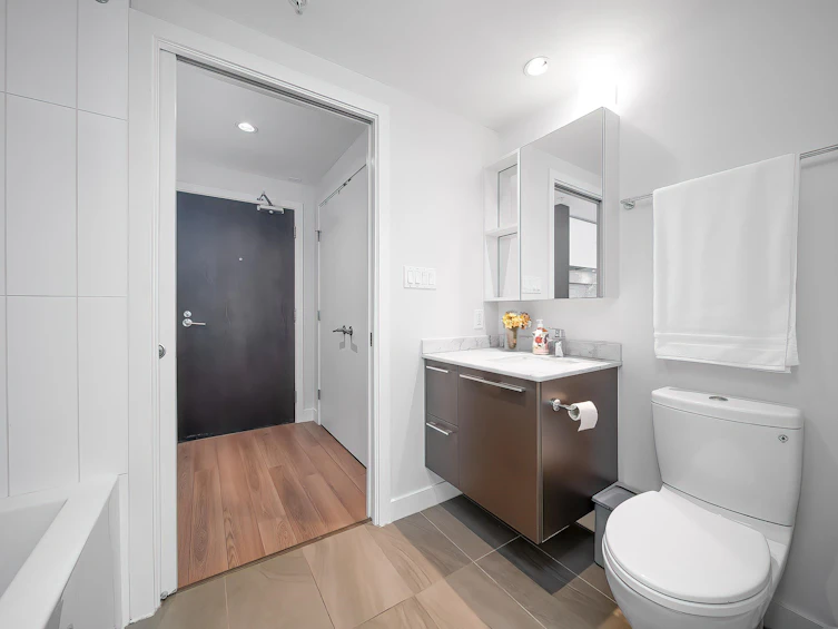 203-8031 Nunavut Lane, Vancouver, BC, V5X 0C9 - 10