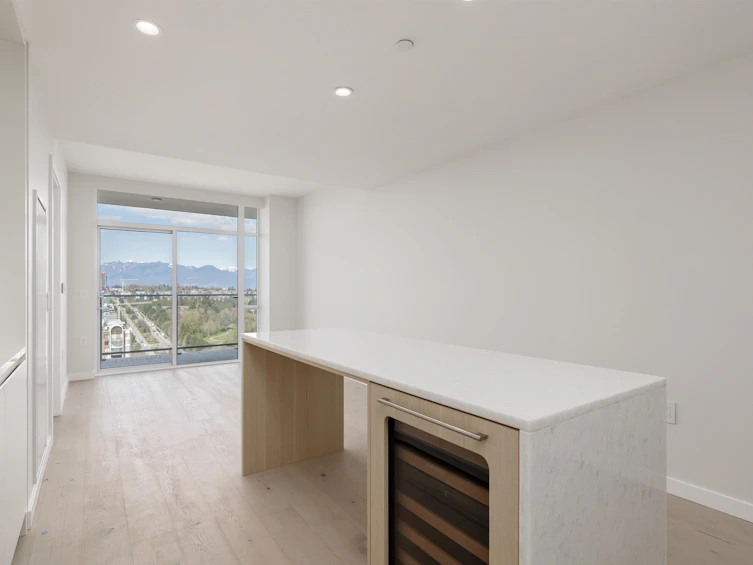 2501-7433 Cambie Street, Vancouver, BC, V6P 0J8 - 3