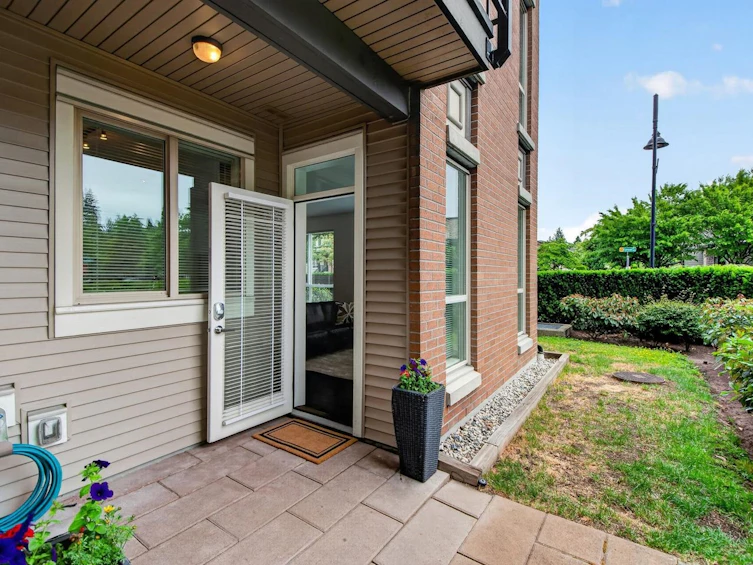102-3107 Windsor Gate, Coquitlam, BC, V3B 0L1 - 17
