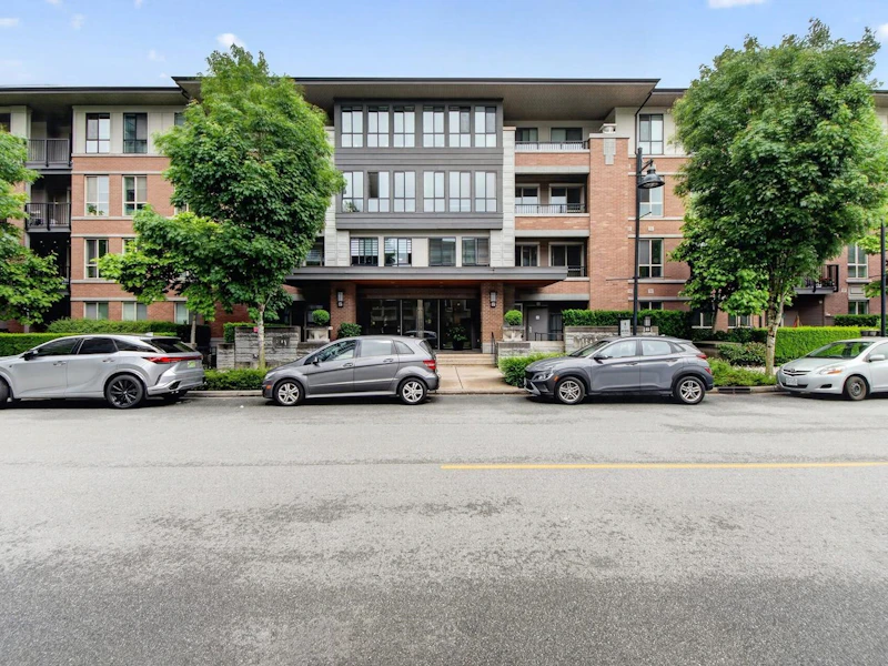 102 - 3107 Windsor Gate, Coquitlam BC