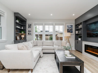 108-3416 Queenston Avenue - 3