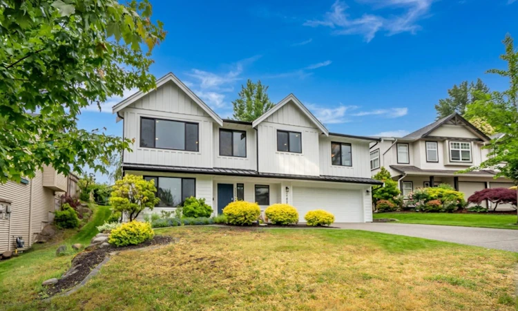 35452 Strathcona Court