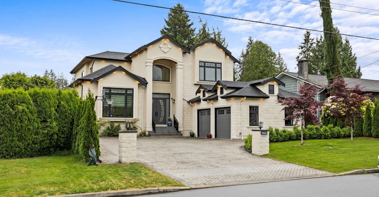 953 Jarvis Street, Coquitlam, BC, V3J 4Z8 - 2