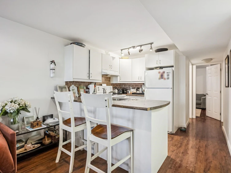 2819 W 13th Avenue, Vancouver, BC, V6K 2T6 - 19