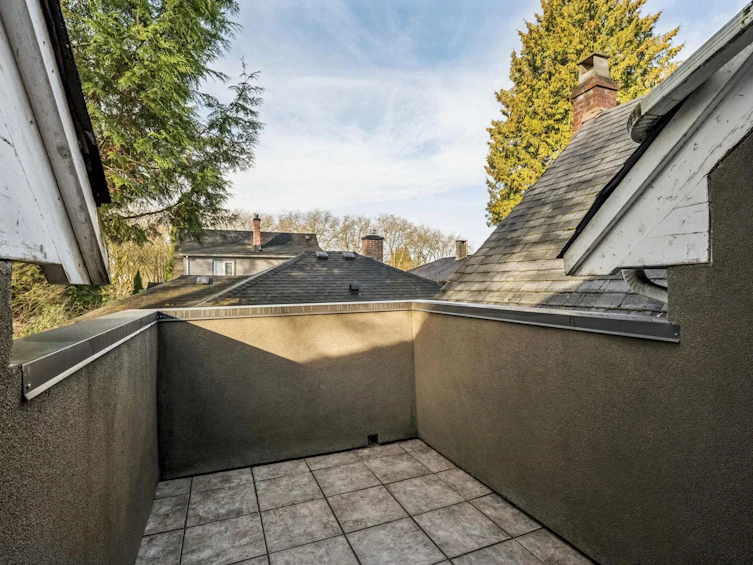 2819 W 13th Avenue, Vancouver, BC, V6K 2T6 - 10