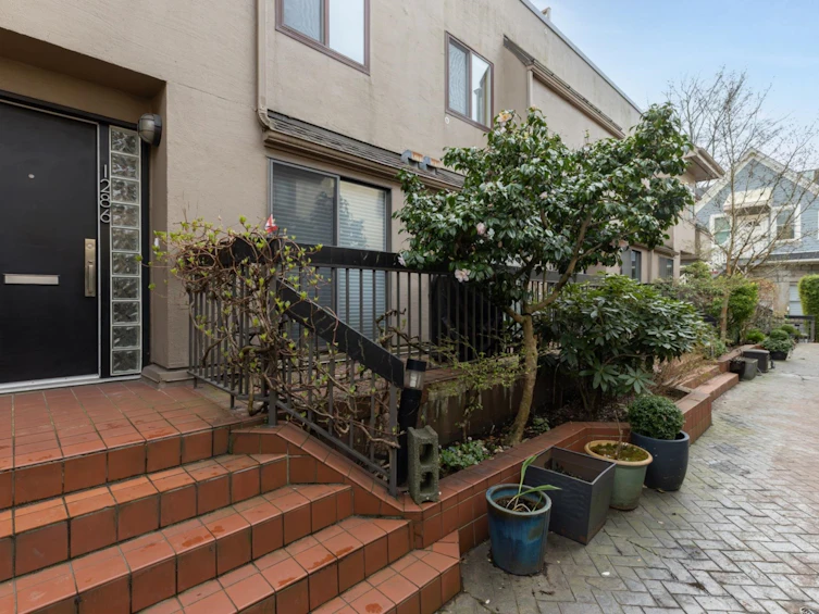 1286 W 7th Avenue, Vancouver, BC, V6H 1B6 - 34