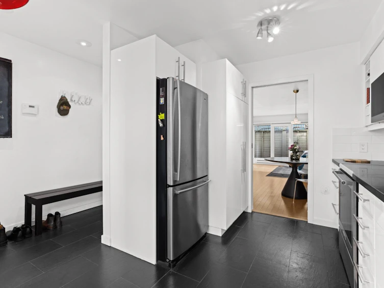 1286 W 7th Avenue, Vancouver, BC, V6H 1B6 - 6