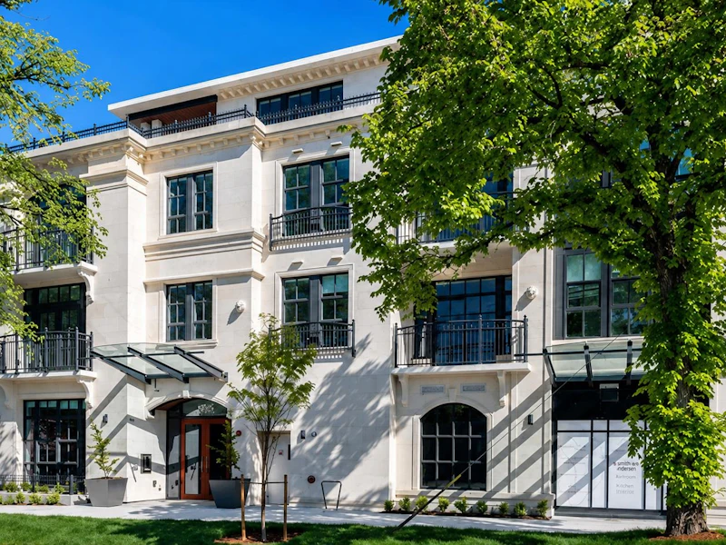 204 - 1009 Laurier Avenue, Vancouver BC