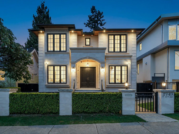 2149 W 46th Avenue, Vancouver, BC, V6M 2L2