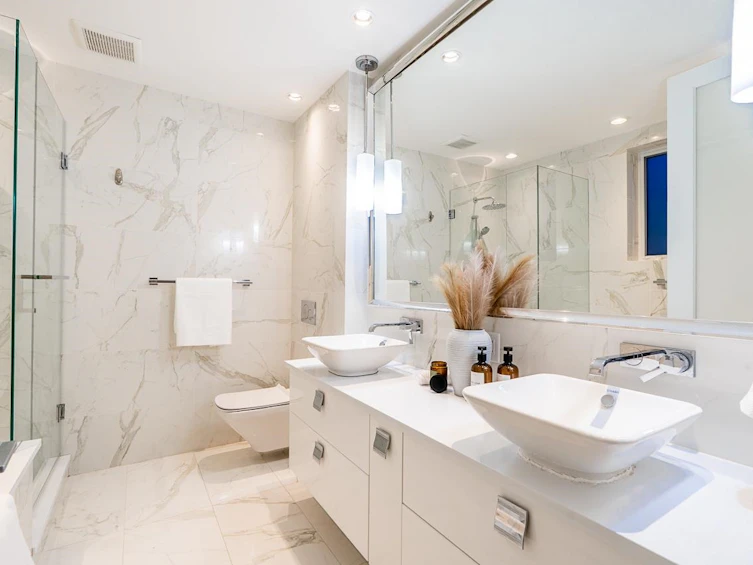 4691 W 9th Avenue, Vancouver, BC, V6R 2E3 - 21