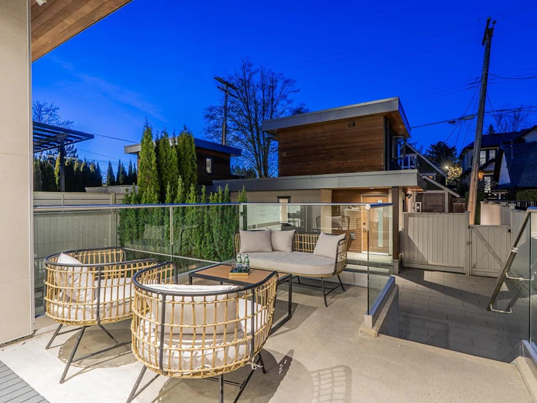 4691 W 9th Avenue, Vancouver, BC, V6R 2E3 - 19