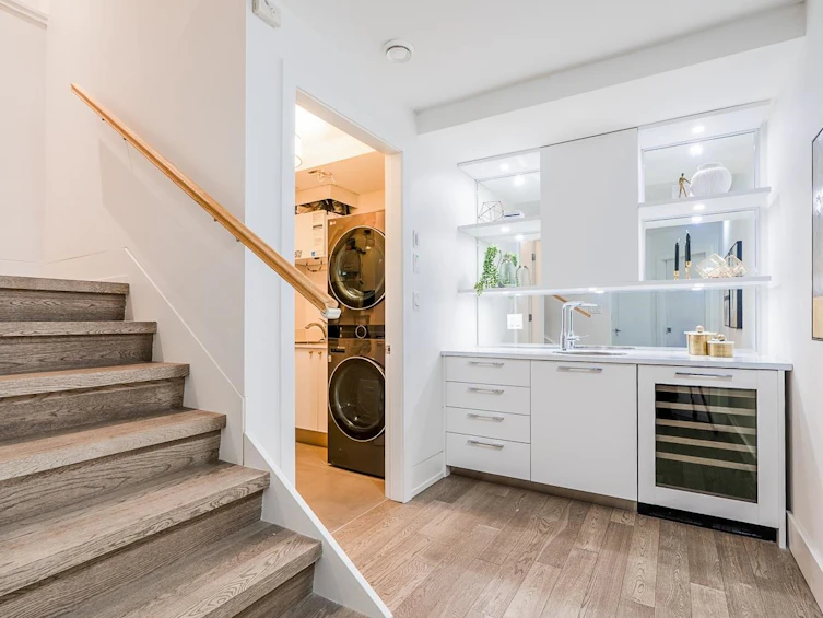 4691 W 9th Avenue, Vancouver, BC, V6R 2E3 - 26