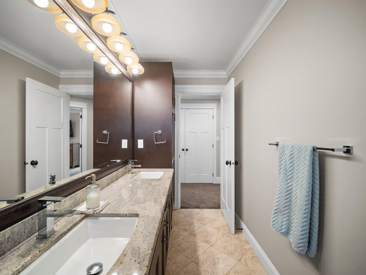 2343 Merlot Boulevard, Abbotsford, BC, V4X 0A6 - 23