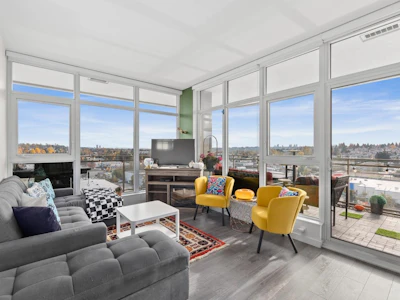 1105-5333 Goring Street - 5