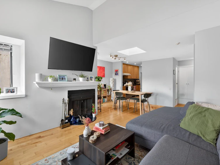 311-1922 W 7th Avenue, Vancouver, BC, V6J 1T1 - 11