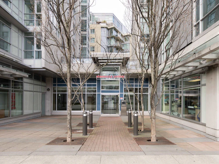 1201-89 W 2nd Avenue, Vancouver, BC, V5Y 0G9 - 3