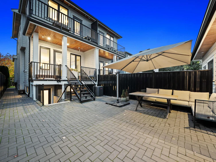 2815 W 19th Avenue, Vancouver, BC, V6L 1E4 - 24
