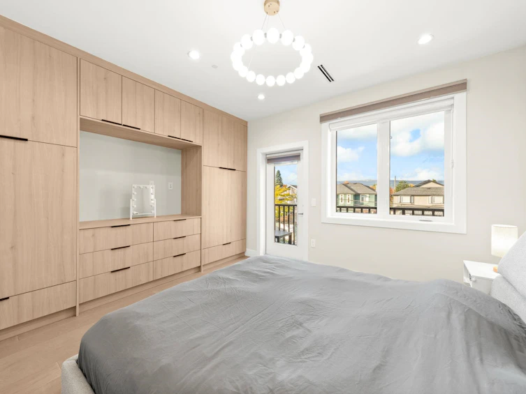 2815 W 19th Avenue, Vancouver, BC, V6L 1E4 - 11