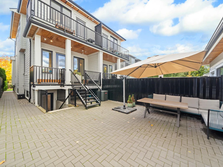2815 W 19th Avenue, Vancouver, BC, V6L 1E4 - 25