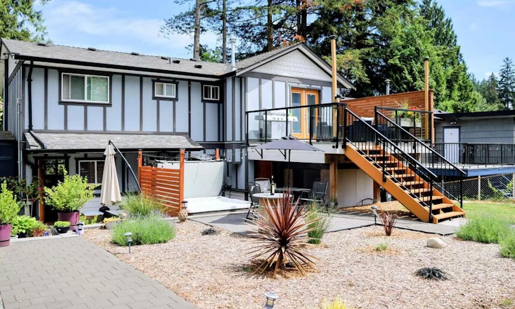3759 Coast Meridian Road
