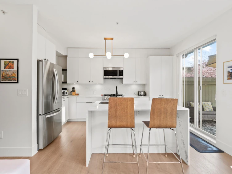 2561 East Mall, Vancouver, BC, V6T 2K8 - 7