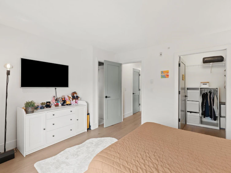 2561 East Mall, Vancouver, BC, V6T 2K8 - 14