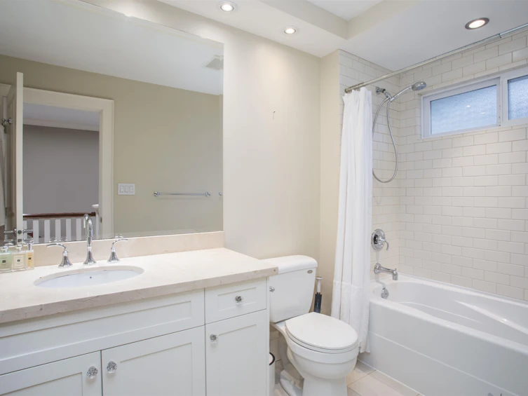 6417 Pitt Street, West Vancouver, BC, V7W 2C1 - 25