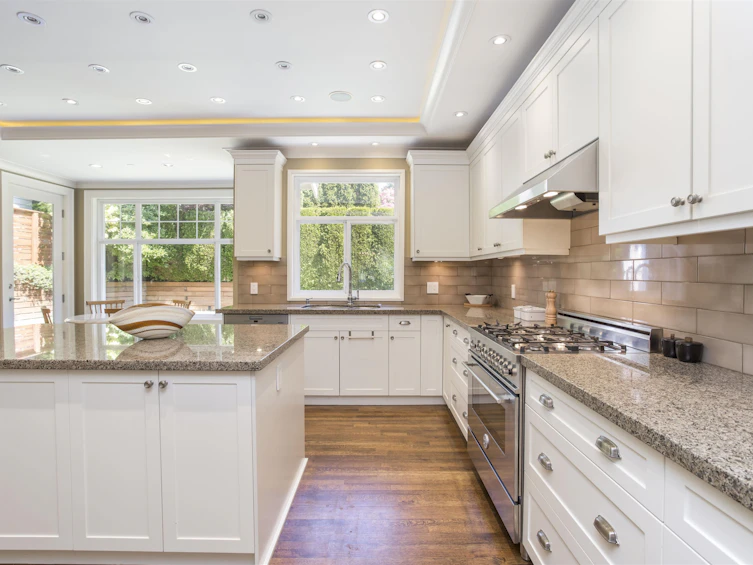 6417 Pitt Street, West Vancouver, BC, V7W 2C1 - 9