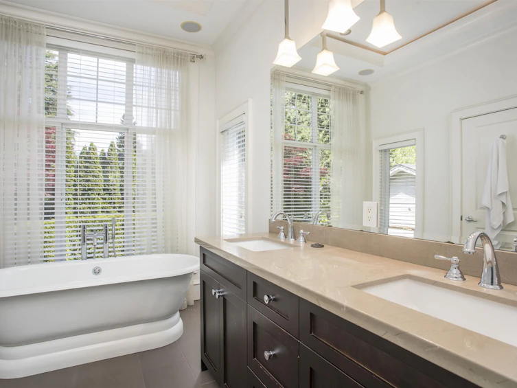 6417 Pitt Street, West Vancouver, BC, V7W 2C1 - 22