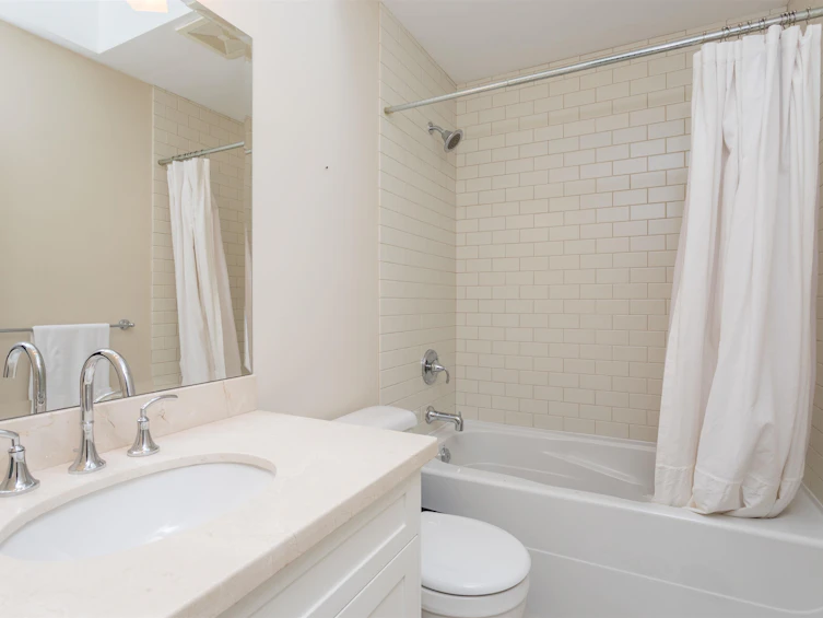 6417 Pitt Street, West Vancouver, BC, V7W 2C1 - 27