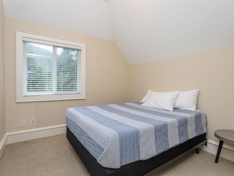 6417 Pitt Street, West Vancouver, BC, V7W 2C1 - 28