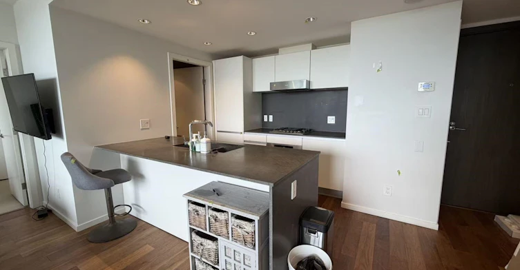 8588 Cornish Street, Vancouver, BC, V6P 0C1 - 2