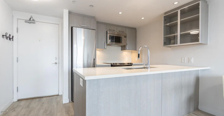 712-933 E Hastings Street, Vancouver, BC, V6A 0G6 - 2