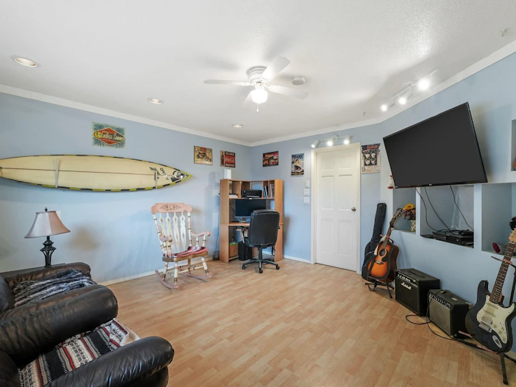 19432 62 Avenue, Surrey, BC, V3S 7L4 - 12