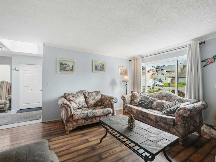 19432 62 Avenue, Surrey, BC, V3S 7L4 - 4