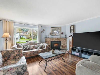 19432 62 Avenue - 3