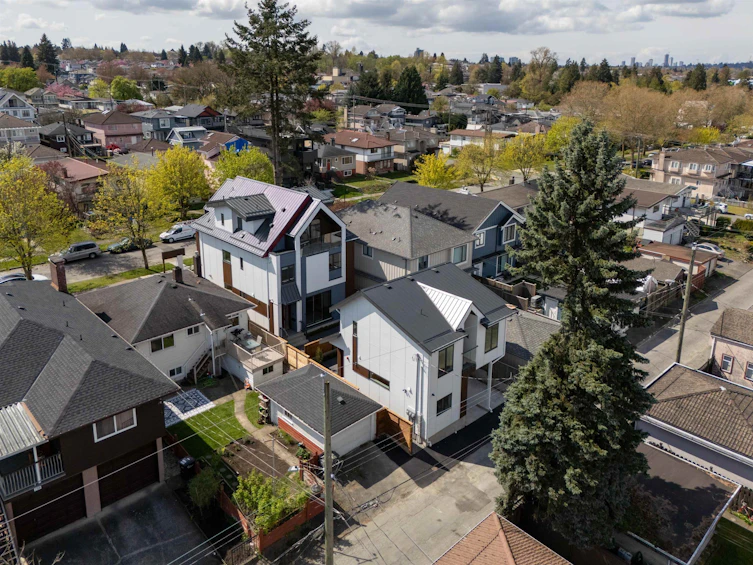 2-3141 E 19 Avenue, Vancouver, BC, V5M 2T2 - 23