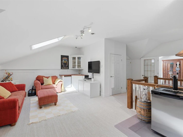 3253 W 24th Avenue, Vancouver, BC, V6L 1R8 - 27